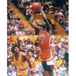 A.C. GREEN OREGON STATE UNIVERSITY BEAVERS 8X10 SPORTS ACTION PHOTO (G)