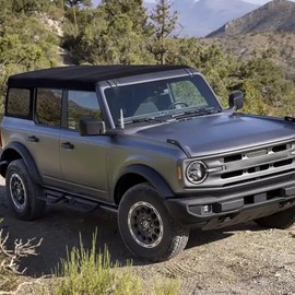 TECTICO 5.7 Inches Truck Chrome Bullet Antenna,Heavy Pickup Car Truck Accessories Antenna Conpatible with Bronco Dodge Ram 1500 2500 3500 Ford F150 F250 F350 GMC,Short Replacement Antenna