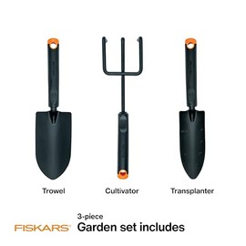 Fiskars - Juego de herramientas de jardín de 3 piezas, paleta, trasplantador, cultivador, cabezales de acero resistentes al óxido, asas ergonómicas para plantar, excavar y airear el piso