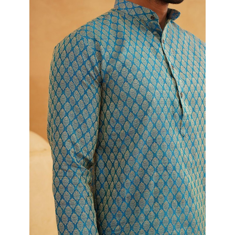 Sojanya (Since 1958, jacquard de seda para hombre, diseño individual