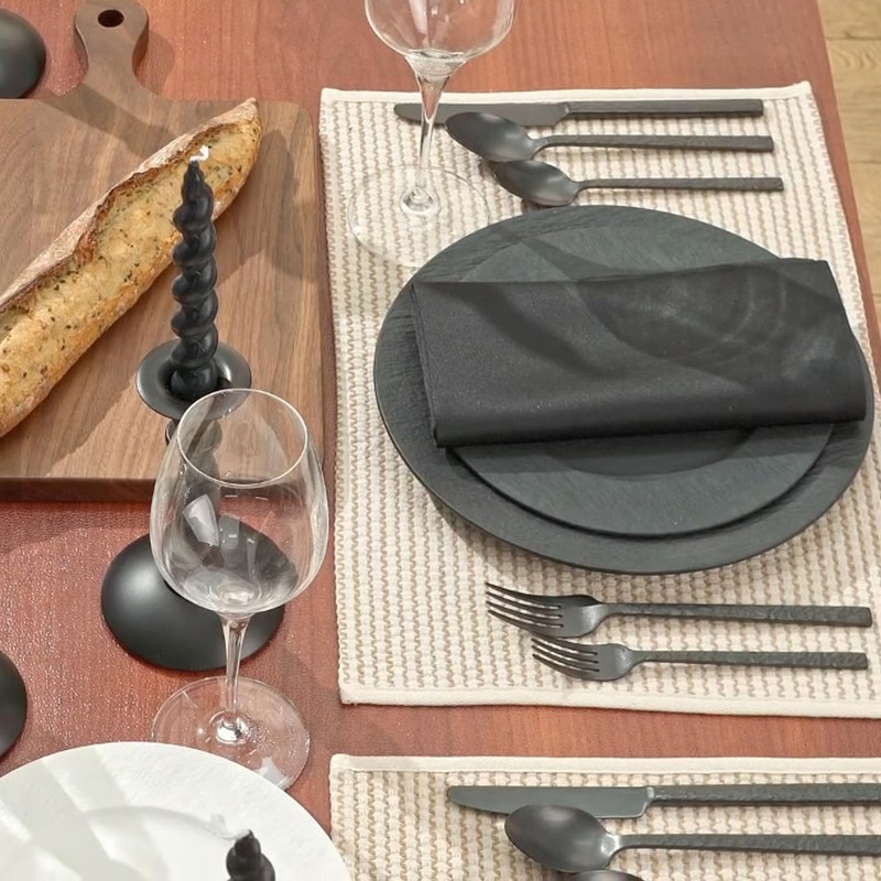 KINGSTONE 30 Pcs Black Hammered Silverware Set for 6, 18/10