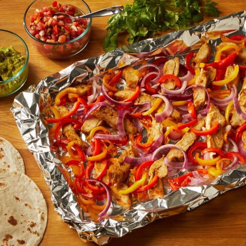 Reynolds Wrap Non-Stick Aluminum Foil Easy Prep, Cook & Clean