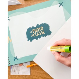 Class Photo Album and School Memories - Kindergarten, Elementary, Middle and High School (Green)