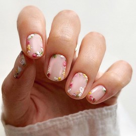 Spring Press on Nails Short Square Fake Nails with Flower Designs Glossy Glue on Nails Cute Acrylic Nails Full Cover Artificial Stick on Nails Nude False Nails for Women Girls Manicure 24Pcs