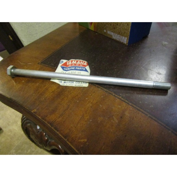 Yamaha OEM bolt new 214 21484 01