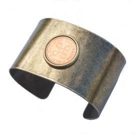 1974 Finland 5 Pennia BU Uncirculated Coin Solid Brass Antique Finish Cuff Bracelet - Four joined loops form design (Saint Hannes cross)