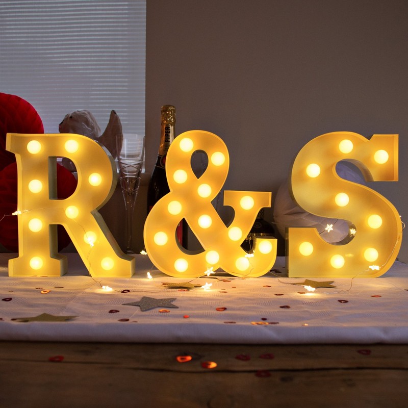 GiggleBeaver Carnival Letter Lights - Vanilla (Letter R) Christmas Xmas