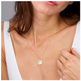 Yheakne Boho Coin Disc Necklace Choker Gold Hammered Coin Pendant Necklace Round Disk Necklace Chain Minimalist Circle Necklace Jewelry for Women and Girls