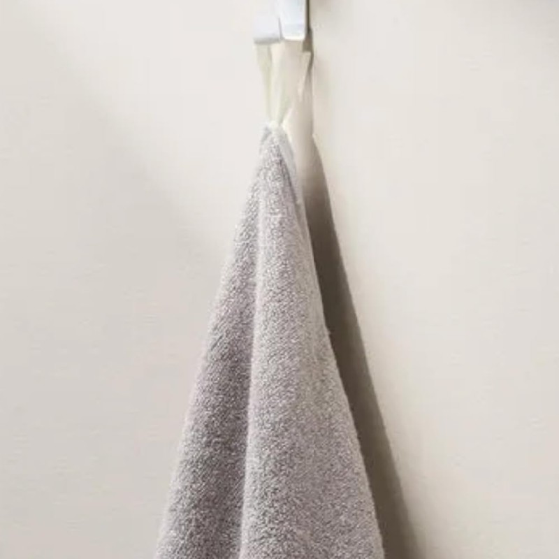 Avilia Door Hook for Bathrobes, Towels and Kitchen Rags with