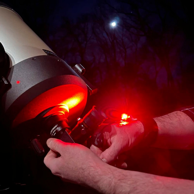 BEAMFIST Stealth W.R.I.S.T.® Light (Wired Remote Illuminating Spotlight Tool) -