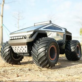 Remote Control Car, Hobby RC Car, 36 KPH High-Speed 4WD RC Truck, 2.4 GHz Remote Control Car, All-Terrain Electric Vehicle, Toy for Gift, CTRC004.