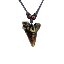 MIFYNN Shark Tooth Necklace Cool Necklaces for Men Black String Necklace Beachy Necklaces Mood Necklace Beach Necklaces Surfer Necklace for Men Beach Necklaces for Women