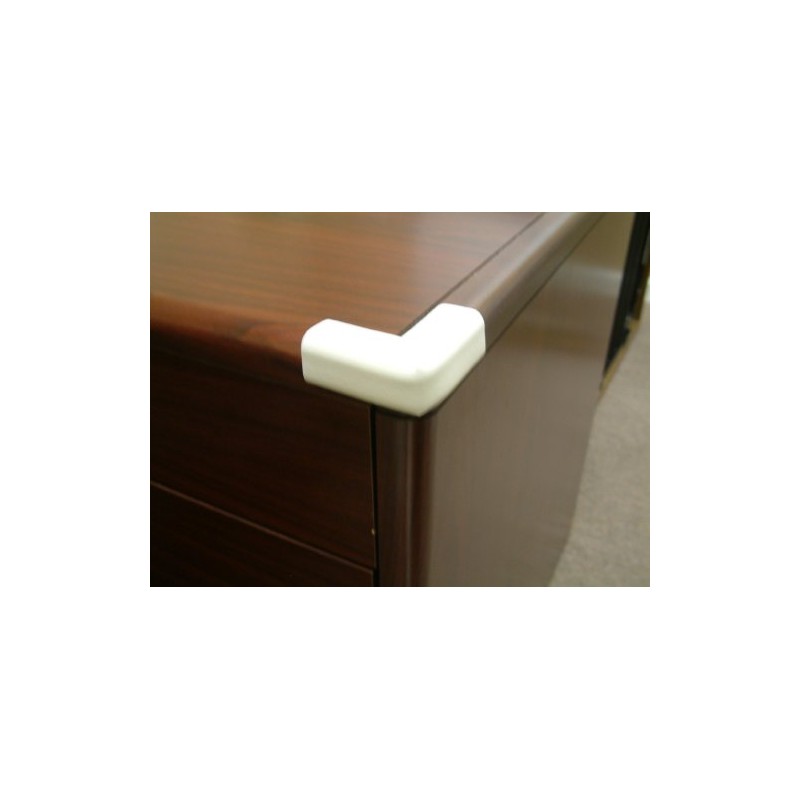 Cardinal Gates Corner Cushion, Ivory