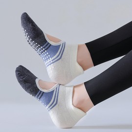 4 Pairs Pilates With Grips Socks for Women,Non-Slip Yoga Socks,Grippy Ankle Socks For Pilates,Workout,Ballet And Hospital, 2 Pairs Yellow+2 Pairs Green, One Size