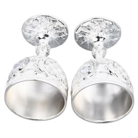 Vintage Chalice Goblet, 2Pcs Zinc Alloy Embossed Wine Cup Retro Wine Glasses Decoration Wine Goblet for Home Restaurant Cafes Bars Party Wedding (Silver White)