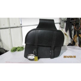 Bubba's Leather  Universal Leather Saddle Bags VTX, VLX, VT, VS, VL, VZ, Lays across rear fender