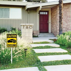 SRongmao Funny Yard Sign Robot Mower Crossing Sign with Stake 8x12inch Yard Decoration Rustproof Outdoor Aluminum Sign for Yard Garden Lawn Street Outdoor