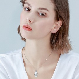 HPQQ Koala Necklace for Women Sterling Silver Opal Pendant Necklace Opal Koala Jewelry Birthday Valentines Day Mothers Day Gifts for Women Her Mom
