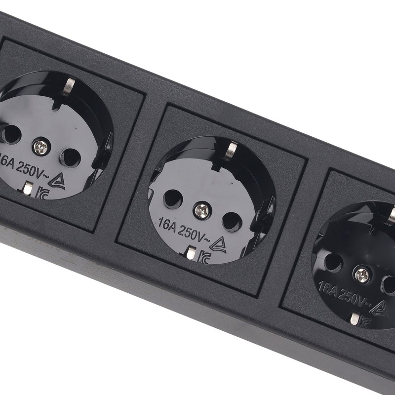 Recessed Power Strip 3xOutlets 2xUSB A 1xUSB C PD20W Ports
