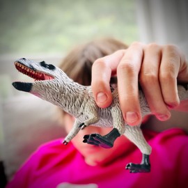 Safari Ltd. Nanuqsaurus Figure - Detailed 9.5" Dinosaur Model - Educational Toy for Boys, Girls, and Kids Ages 3+