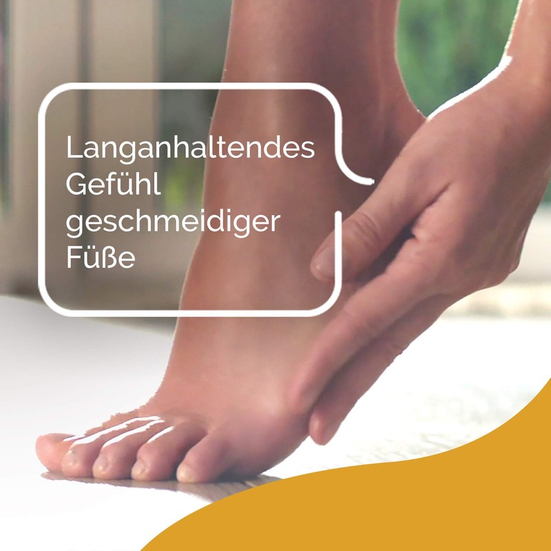 Scholl EXPERTCARE intensive care foot mask with 3 valuable oils
