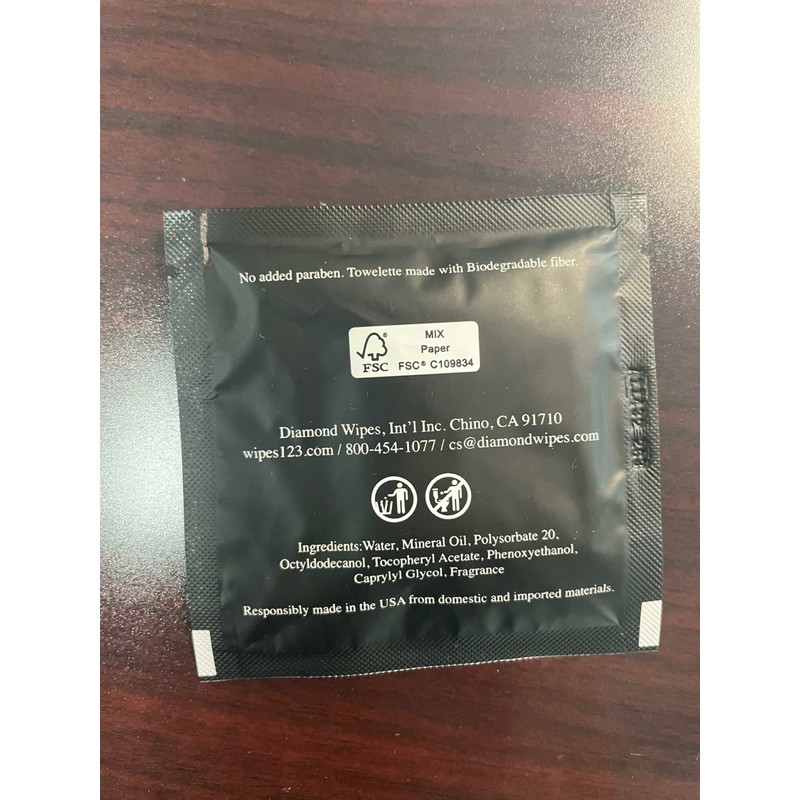 La Fresh Hotel Premium Paraben-Free Makeup Remover Wipes - Black