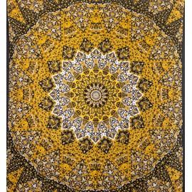 MOMOMUS Beach Picnic Blanket - Thin, Anti-Sand, XXL - Large Beach Rug, Mat or Blanket - Ideal for Picnics, Camping and Excursions - Yellow, 210x230 cm