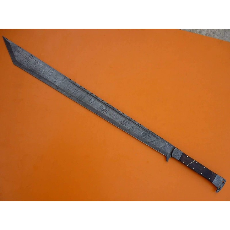 Sword ! Rare ! Custom Hand Forged Damascus Steel Machete