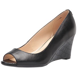 Nine West Women's Cape9X9 Wedge Sandal, Black, 9