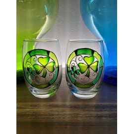Lucky Green Shamrocks Hand Painted Stemless Wine Glasses Set of 2, tumbler