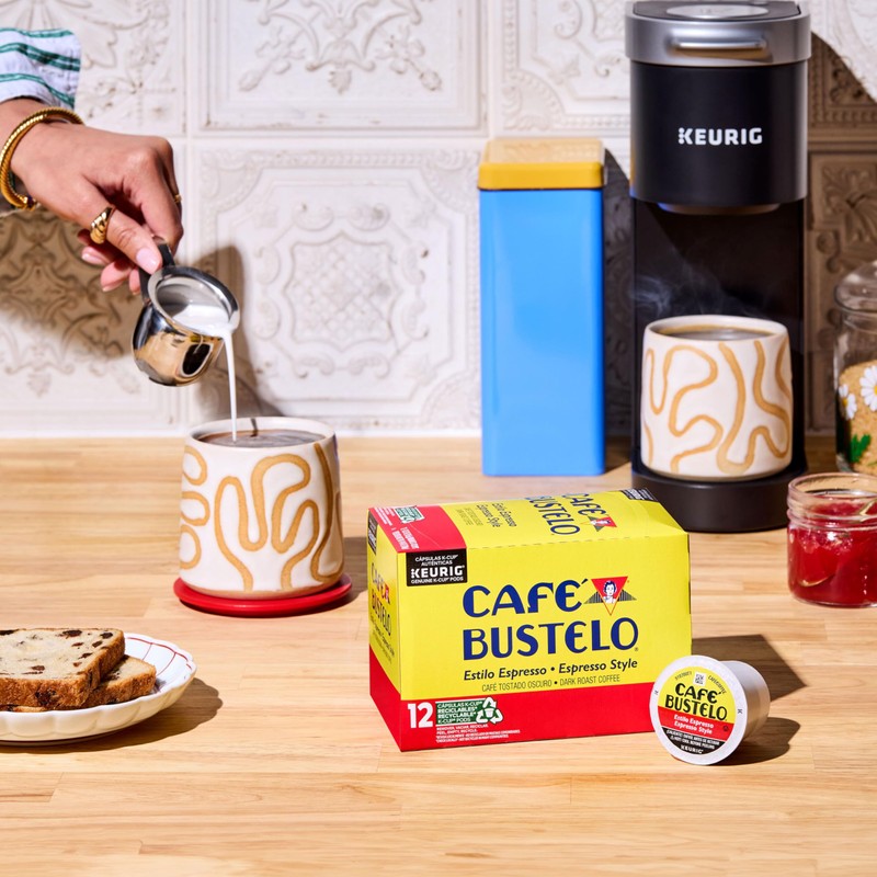 Café Bustelo Espresso Style Dark Roast Coffee, 12 Keurig K-Cup