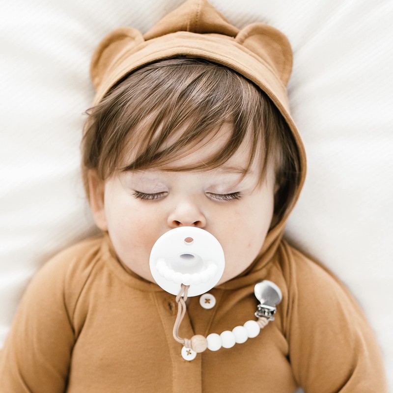 Ryan & Rose Cutie PAT Pacifier Teether (Bulb, White)