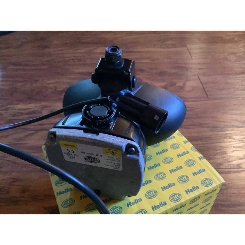 Hella Xenon Oval 100 X-power pack Work light New In