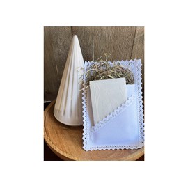 TRADITIONAL POLISH CHRISTMAS WAFERS OPLATKI (6large+9small) Set with Decorative Sleeve and Hay