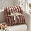 Amélie Home Faux Fur Throw Blanket for Couch, Ultra Cozy