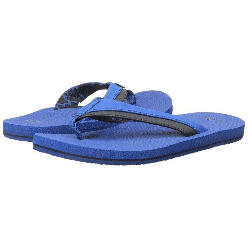 Elegant Garden Design Woodpecker, Steel Silhouette with Rusty Patina