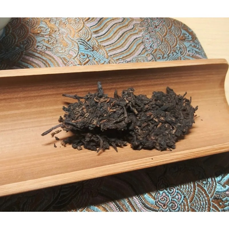 2019 Yunnan Sheng Puer Tea Shou Cha T8663 Iron Bottle