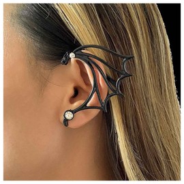 Inilbran Boho Crystal Dragon Ear Cuff Earrings Black Dragon Cuff Crawler Earrings Gothic CZ Dragon Crawler Climber Earring Punk Dragon Animal Crawler Cuff Earrings Jewellery