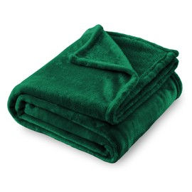 SOCHOW Flannel Fleece Throw Blanket 66 × 90 Inches, All Season Lightweight Soft Cozy Green Blanket for Bed, Sofa, Car