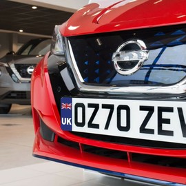 plastific Pack of 4 - GB Magnetic P Plates Sticker For Car Window Great UK Plate Travel Europe No Melting No Blow Off No Scratch Magnetic Plate Badge Oval (Blue UK Car Stickers)