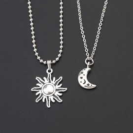 CHOORO Sun and Moon Necklace Set of 2 Couples Necklace Boyfriend Girlfriend Jewelry Gift (sun and moon)