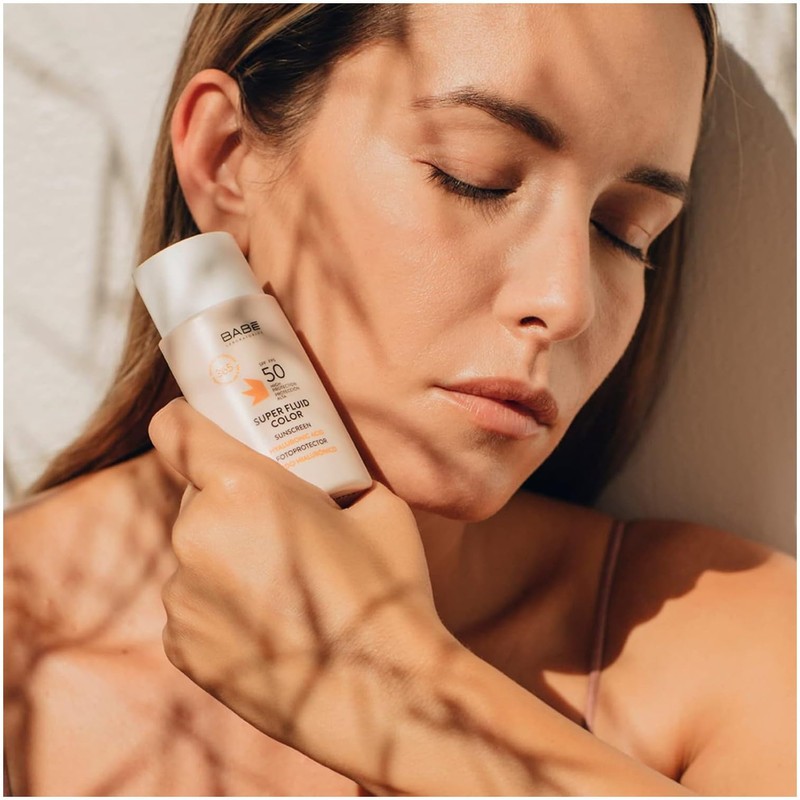 Babe Super Fluid Color Sunscreen SPF 50 – Tinted Facial