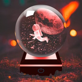 YATOSEEN 3D Astronaut and Moon Crystal Ball with Multicoloured Night Light, K9 Crystal Mini Astronaut Flying on the Moon Model, Gift for Children, Friends, Couple, Birthday Party