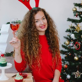 Madison Tyler Christmas Charms 3 PCS Bangle Bracelet Set Gold Plated | Christmas Charms Snowflakes Candy Cane Cheer Expandable Bracelet Jewelry for Women | Holiday Gifts Gifts for Kids and Grils