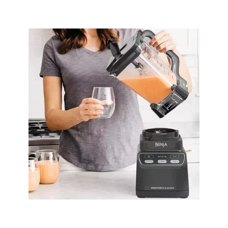 Ninja SMOOTHIEiQ Blender with 1400 Peak Watts, 72-oz. Pitcher, and
