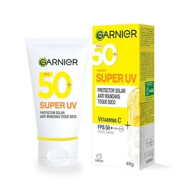 Garnier Super UV Toque Seco FPS 50+ Protector Solar Facial Control de Brillo, para Todo Tipo de Piel, Antimanchas con Textura Ligera y Efecto Mate con