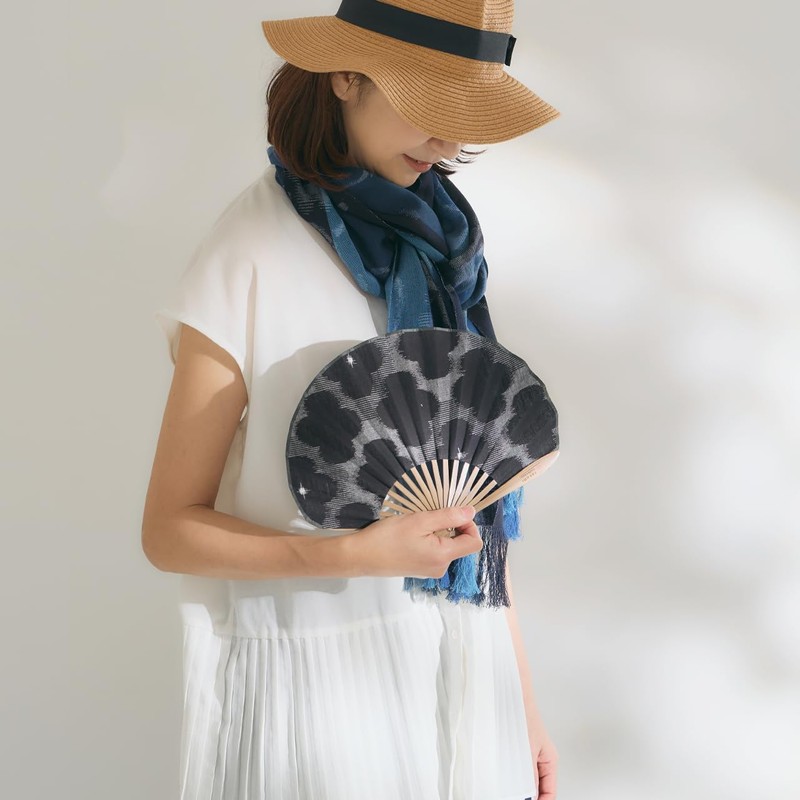 [TAKUMI Collection] 久留米絣 扇子（貝殻）/ 夜空のクローバー