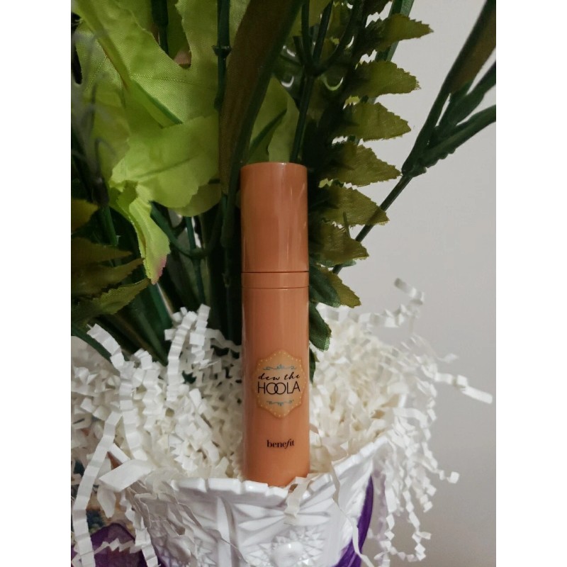 Benefit Dew The Hoola Soft Matte Liquid Bronzer for Face