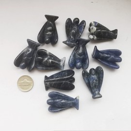 Manekieko Manekieko Natural Sodalite Healing Crystal Prayer Guardian Angel Statue,38mm Carving Pocket Palm Stone Figurines Decoration