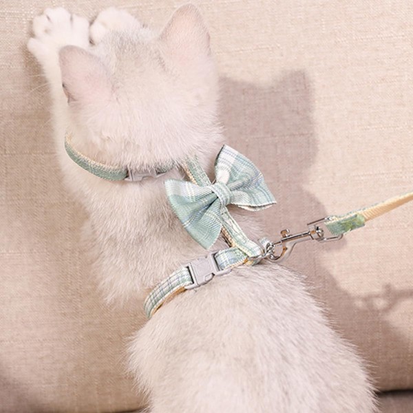 WELLYUK Cat Harness and Leash Set Escape Proof for Outdoor